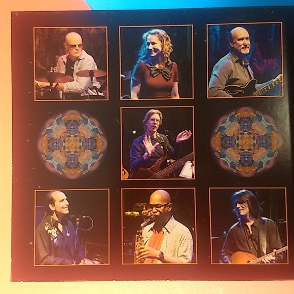 RIP Phil Lesh & Friends Live at the Warfield 2 CD + 1 DVD boxed set, pre owned - Picture 3 of 16